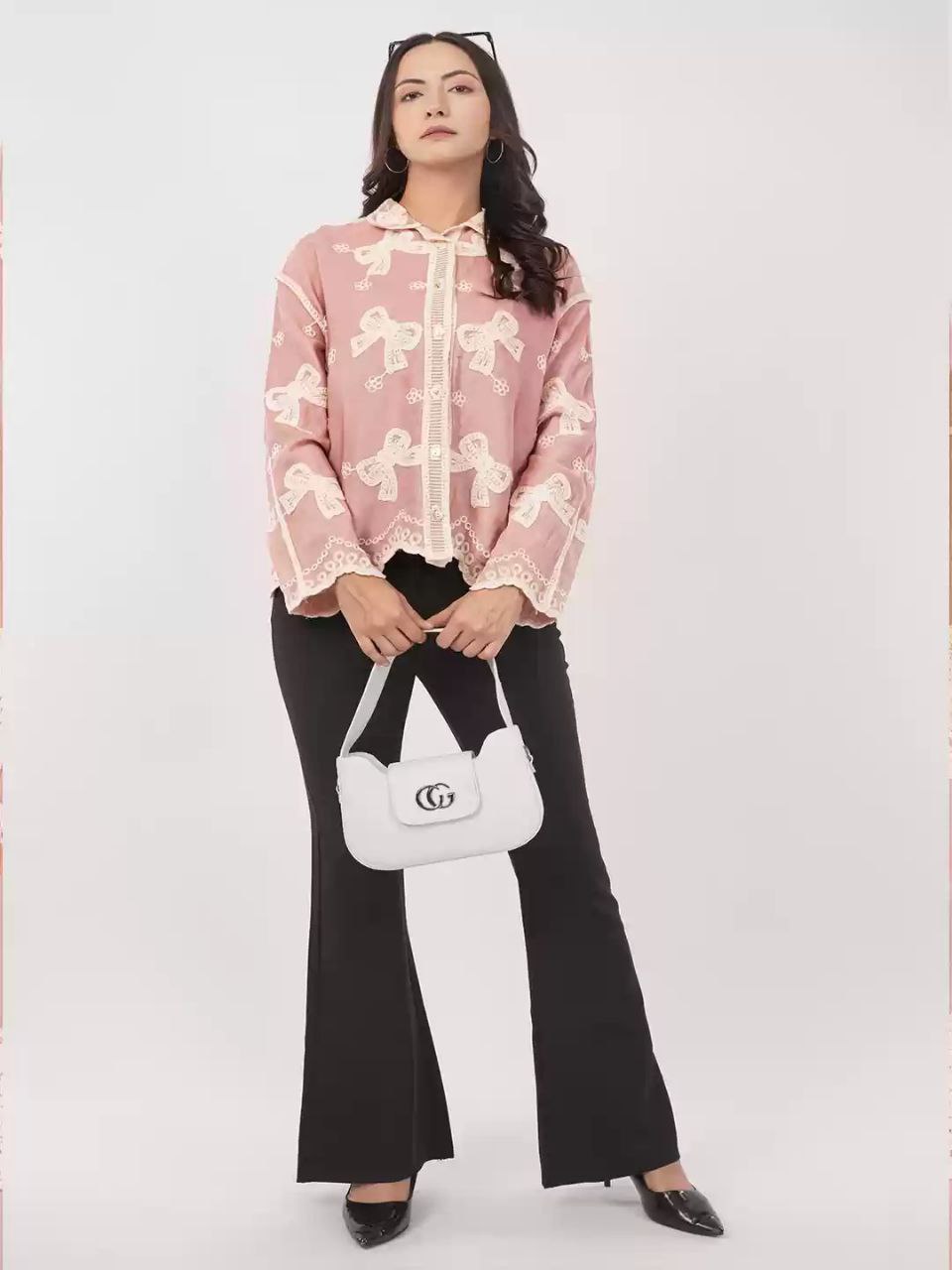 China Floral Embroidered Cotton Oversized Casual Shirt for Women