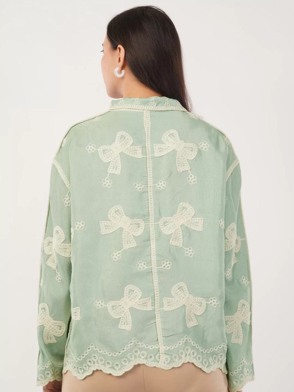 China Floral Embroidered Cotton Oversized Casual Shirt for Women